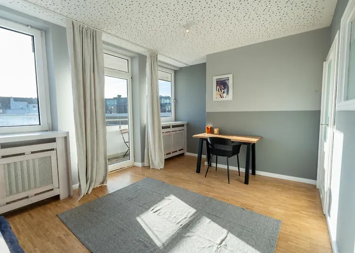 Apartament 250qm Tischtennis Tischkicker Zentral *